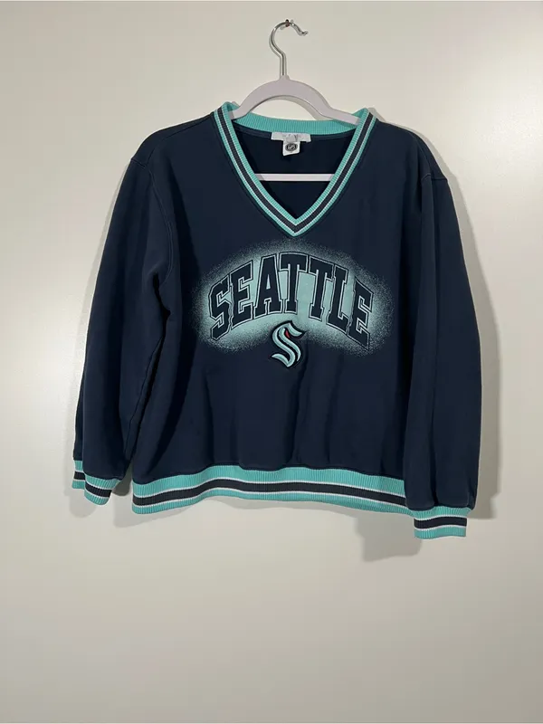 Seattle Kraken Hockey Sweatshirt Vintage Style V Neck Blue Size Women’s Large - Image 2