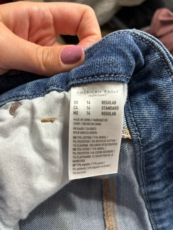 American Eagle Skinny Jeans - Image 5