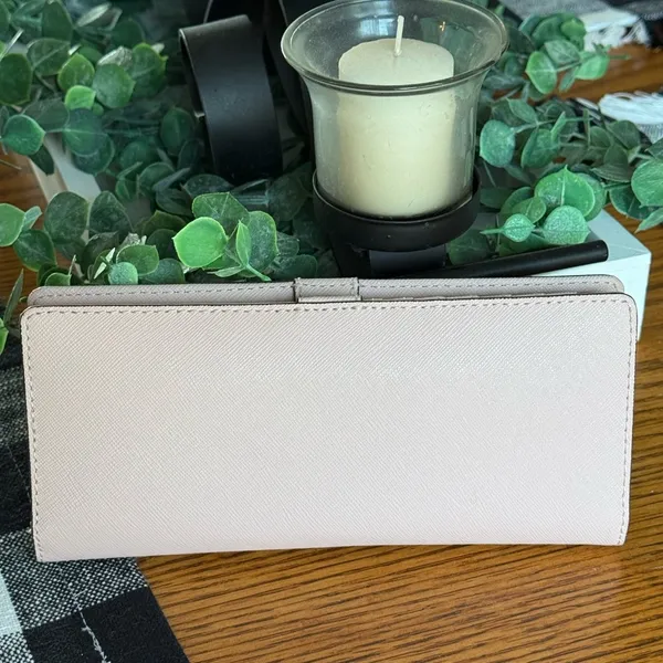 Michael Kors Blush Pink Wallet - Image 4