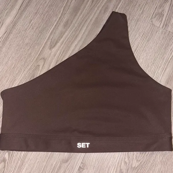 Set Active x Justine Skye Sportbody Dark Brown One Shoulder Sports Bra - Image 2