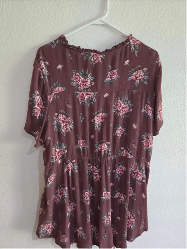 Maurices Women’s XXL Floral Baby Doll Dress Burgundy Rose Print - Image 2