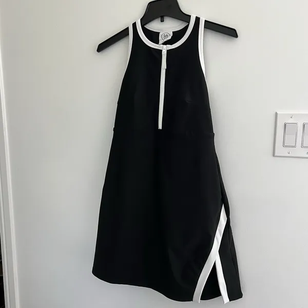 SAGE Collective Women’s Black Active Tennis Dress w/ Shorts Racerback SMALL EUC - Image 6