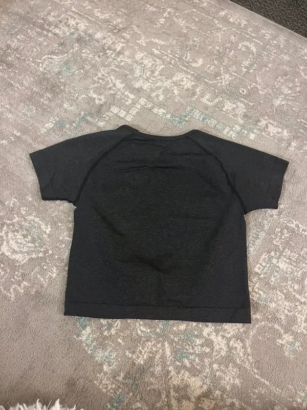 SheIn Cropped Gym Tee - Image 5