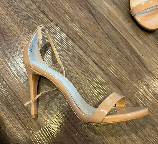 David’s Bridal Heels - Image 3