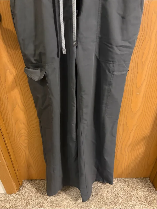 Fabletics Women’s Onyx Empower Wide Leg Scrub Jumpsuit Small - Image 7