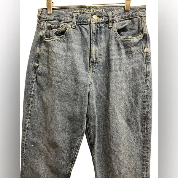American Eagle Outfitters Mom Jeans Relaxed Denim Hi Rise - Image 2