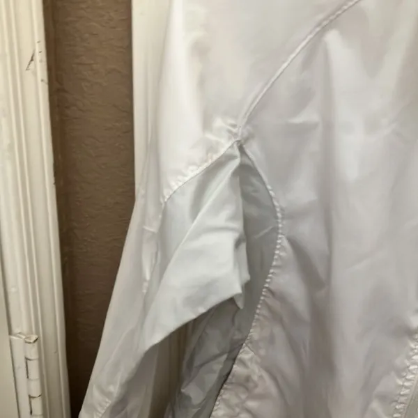 FINAL MARKDOWN Ladies Columbia windbreaker medium - Image 2