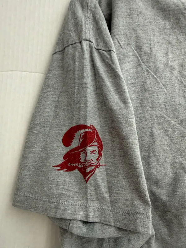 Marvel Gray Tampa Bay Buccaneers Short Sleeve Tee with Red Graphic - Image 4