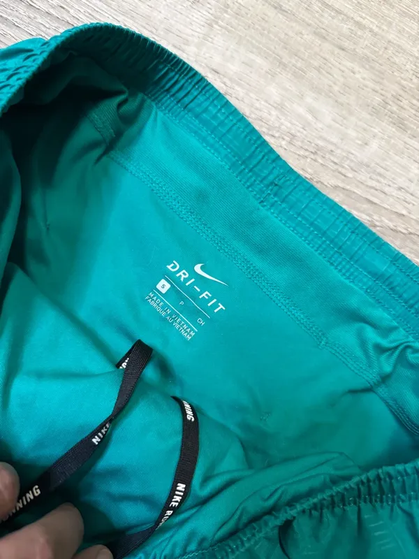 •NIKE• RUNNING SHORTS - Image 4