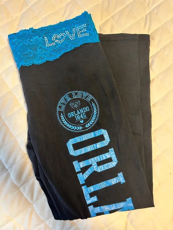 Y2k exists sports line leggings - Image 2