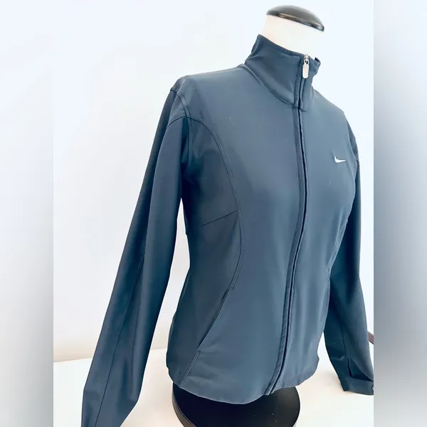 Nike Vintage Dri-Fit Full Zip Grey Jacket size Medium, Cropped Fit - Image 2