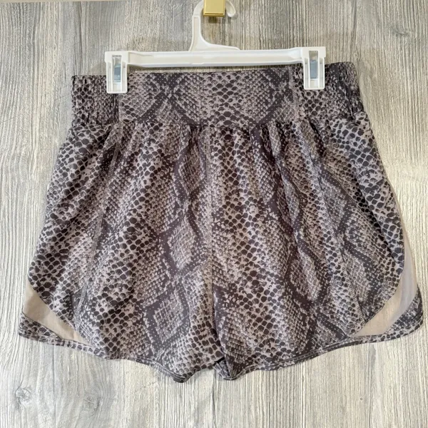 Vitality Balance Athletica M High Rise Breeze Shorts Gray Snake Print Lined Run - Image 7