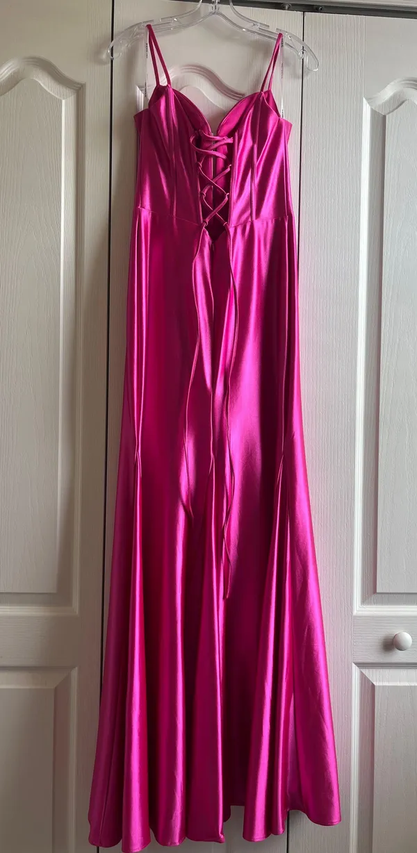 Sherri Hill Prom Dress - Image 3