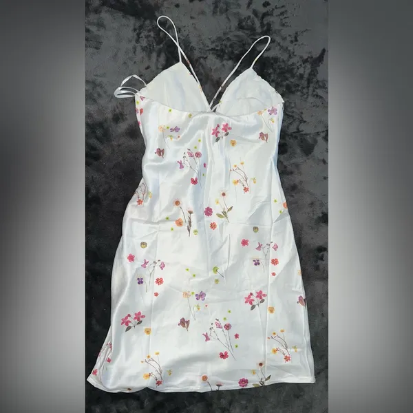 Princess Polly Lyrical Mini Dress in White Size 0 New with tag - Image 8