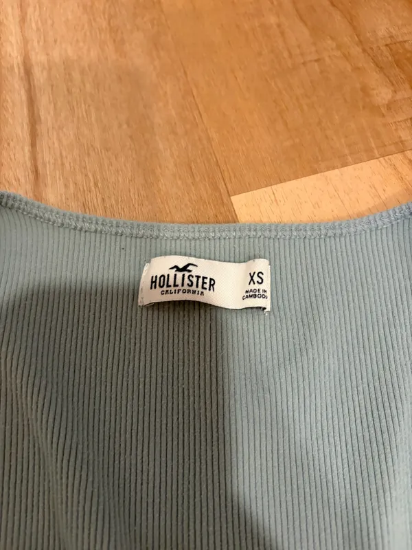 Long Sleeve Hollister Top - Image 5
