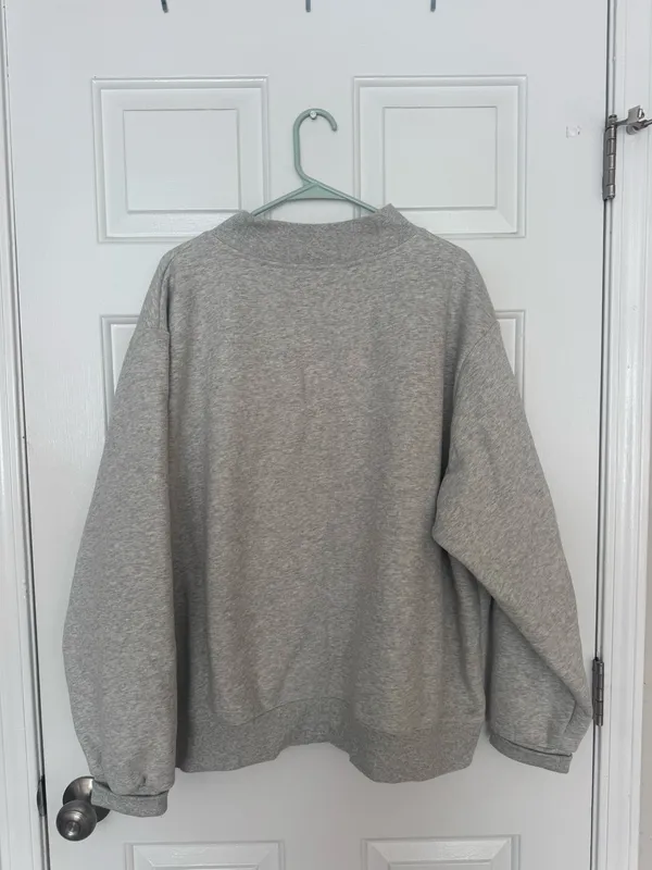 PARKE Mockneck Sweatshirt - Image 3