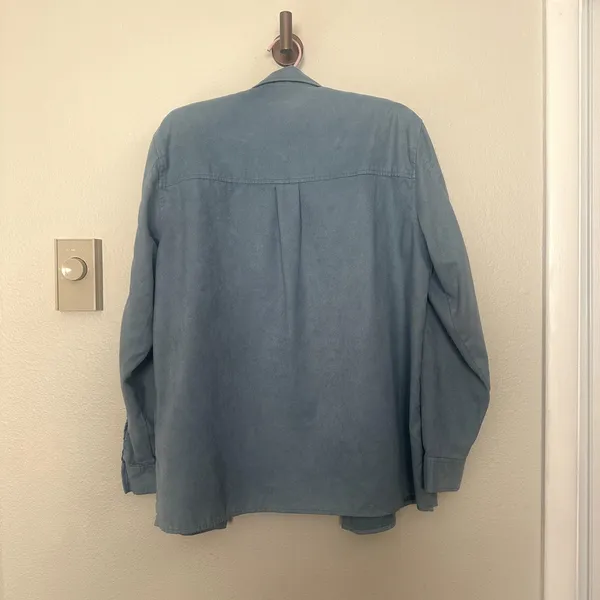 Vintage Liz Claiborne Dusty Blue Faux Suede Button Up Collared Shirt Longsleeve - Image 5
