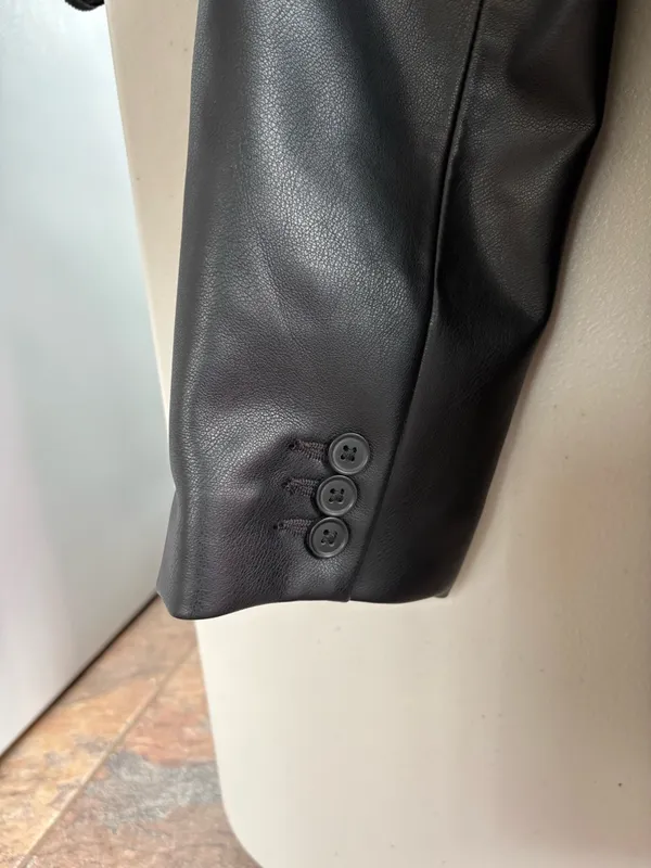 Abercrombie & Fitch Black Faux Leather Single-Breast Blazer - Image 9