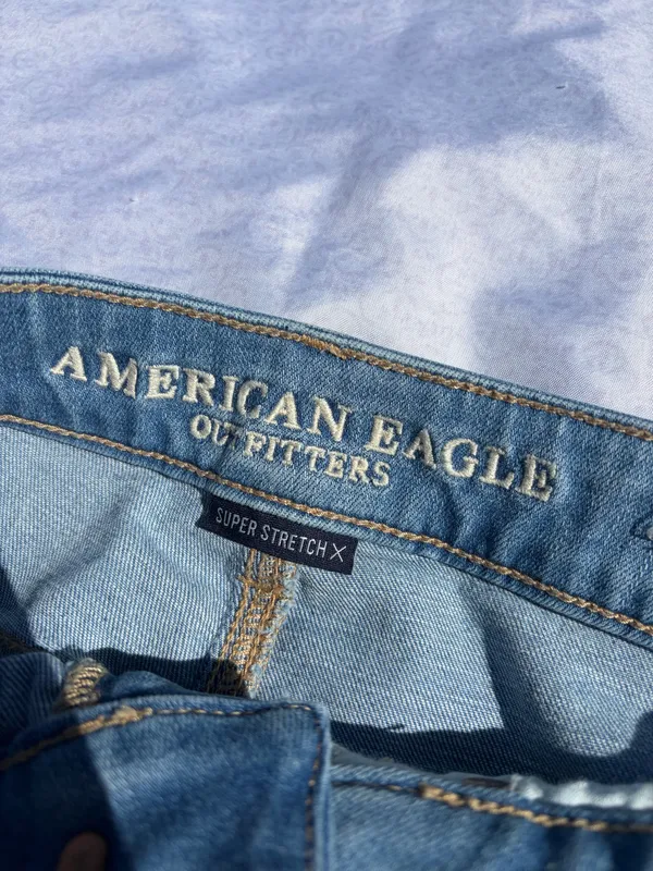 American Eagle midi Jean shorts - Image 3