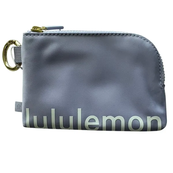 Lululemon Clippable Card Pouch Lavender Frost / White - Image 9