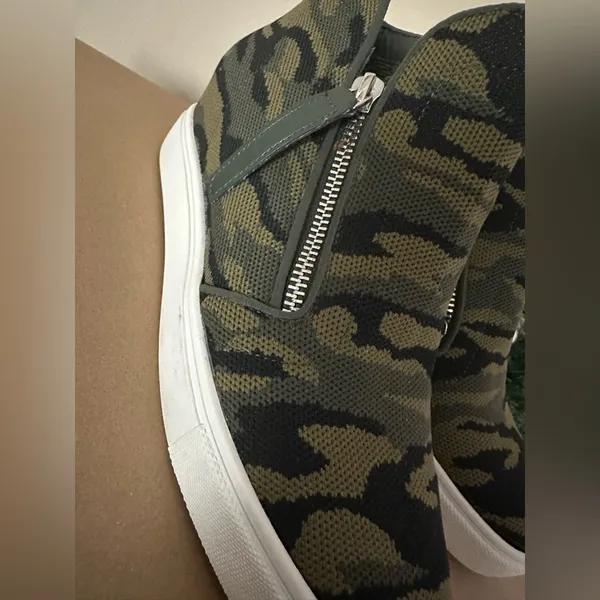 Steve Madden Green Camo High-Top Wedge Sneakers - Image 4