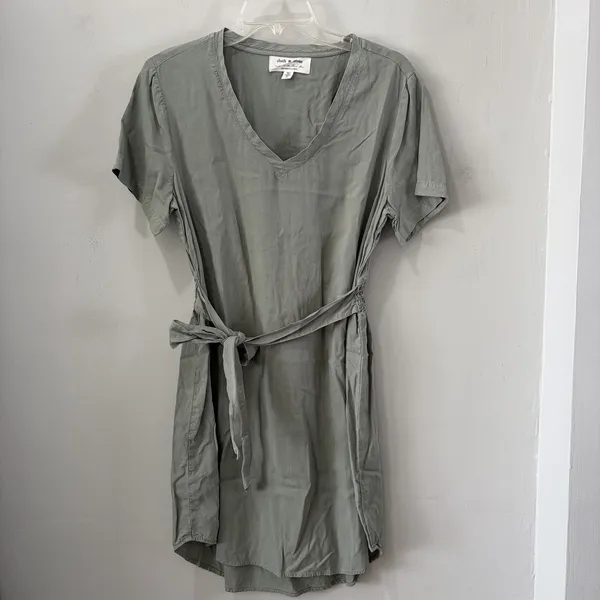Anthropologie Cloth & Stone Sage Green V-Neck Short Sleeve‎ Tie Waist Dress Med - Image 2