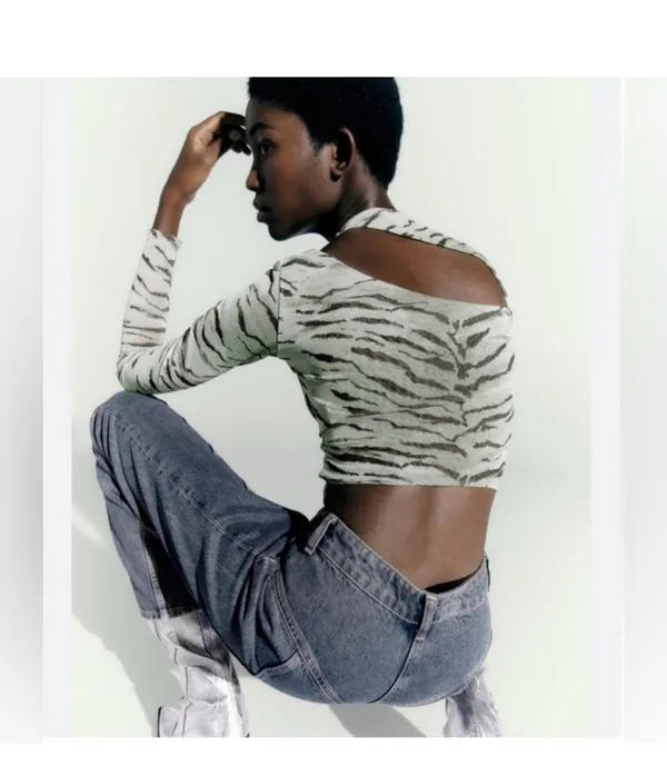Zara Long Sleeve Crop Top - Image 3