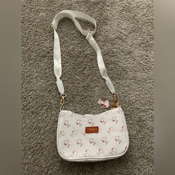 Snoopy White Shoulder Bag Purse with Gold Straps NEW - Image 2