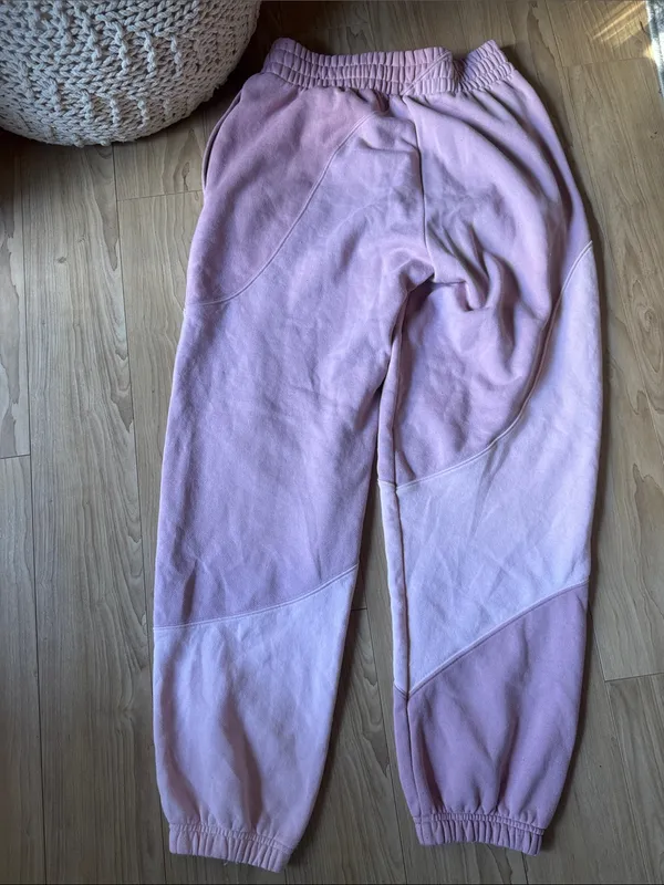 ALO Yoga Sweats - Image 2
