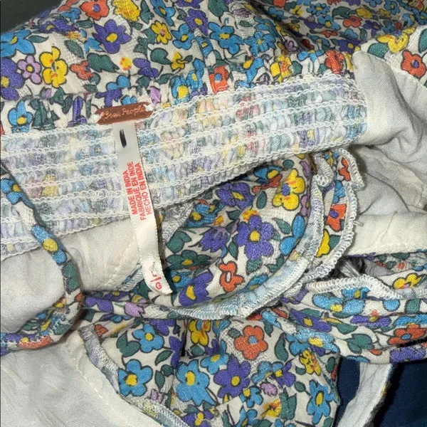 NEW $148 Free People Ellia Primary Floral Ellia Printed Smocked Ruffle Set 2pcs - Image 7