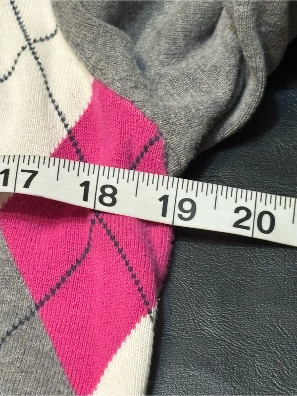 Tommy Hilfiger Gray, Pink & White Argyle V-Neck Cardigan size S 100% Pima Cotton - Image 8