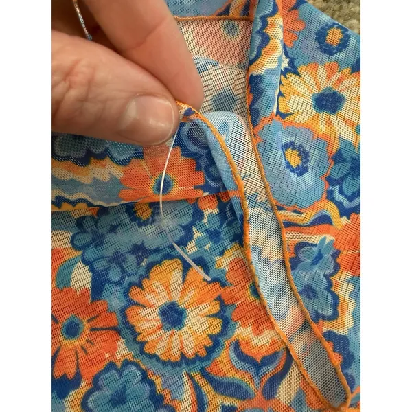 Kulani Kinis Floral Sheer Mesh Cover- Up Sarong Sz M NEW - Image 5