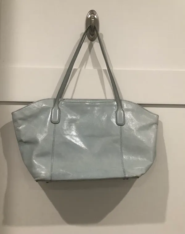 Hobo Brand Handbag - Image 3