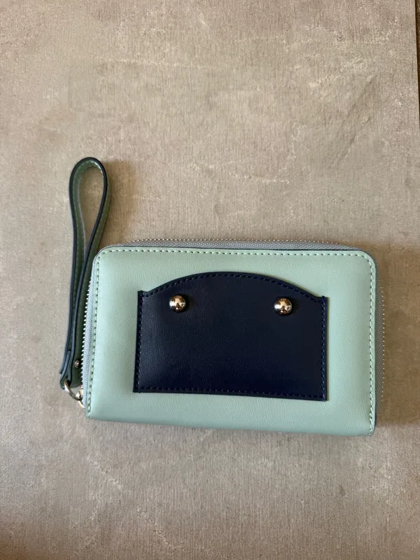 Danielle Nicole Purse - Image 2