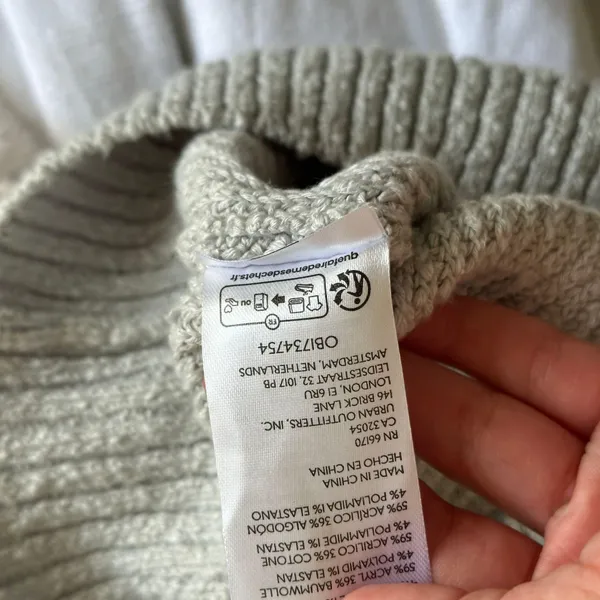 Free People NWOT Beach V-Neck Sweater Vest Penny Knit Top - Image 6