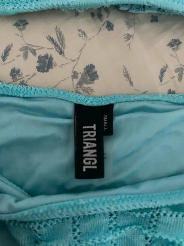 Triangl Bikini - Image 2