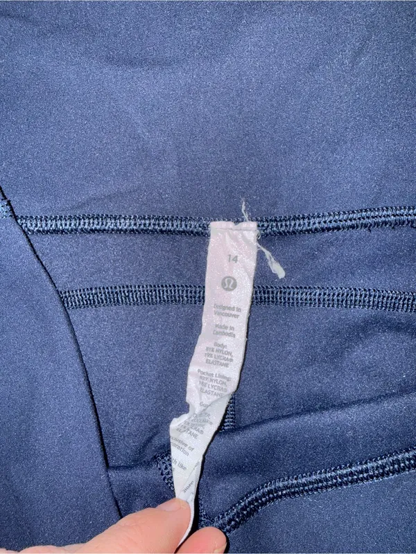 Lululemon Groove Super-High-Rise Flared Pant Nulu™ True Navy size 14 - Image 4