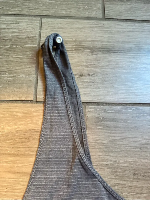 lululemon athletica Heathered Charcoal Scoop Neck Tank - Image 3