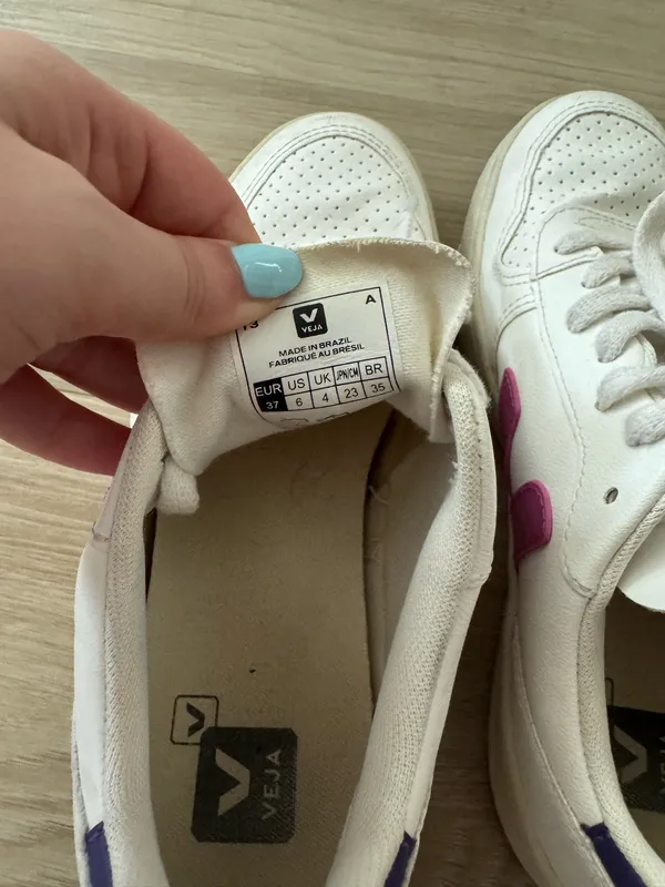 VEJA Sneakers - Image 4
