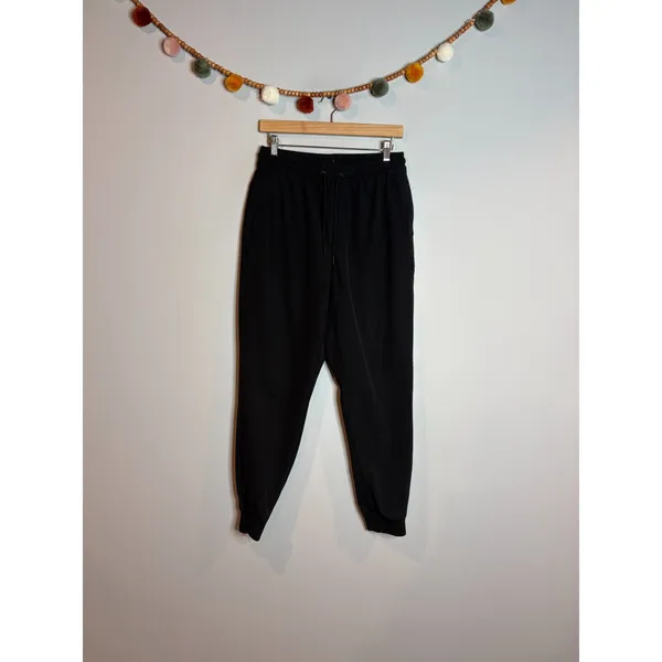Old Navy Stretch Tech black jogger pants - Image 2