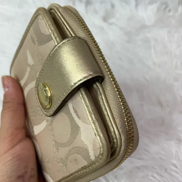 COACH Gold Signature Canvas Wallet - Image 4