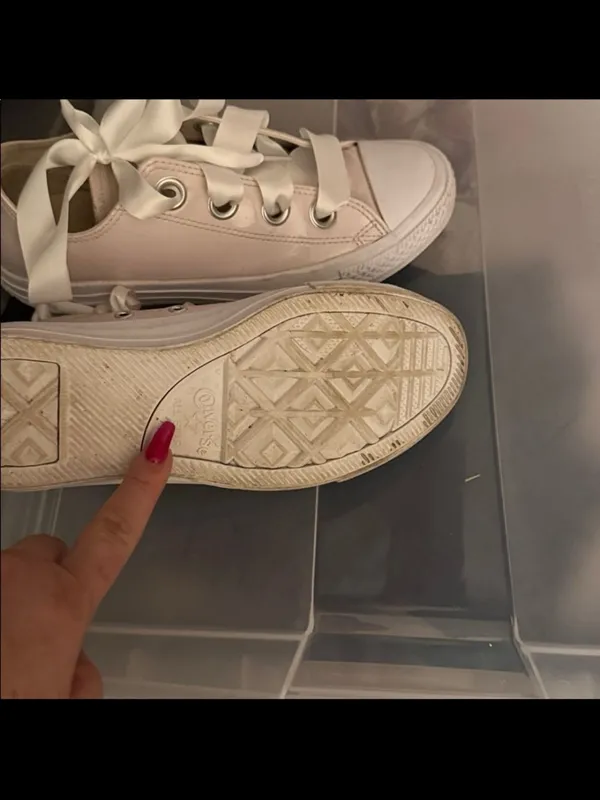 Converse Light Pink pastel Low-Top Sneakers with Satin Ribbon Laces - Image 4