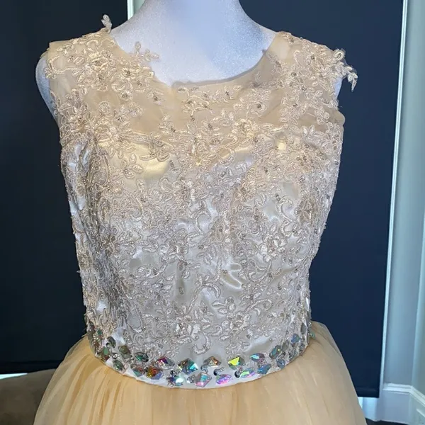Women’s Short Prom Party Dress Size 6 - Image 2