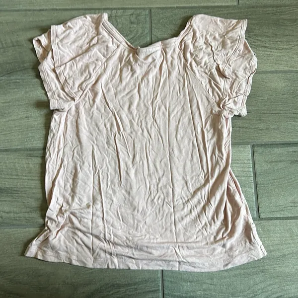Loft pink ruffle sleeve tshirt - Image 4