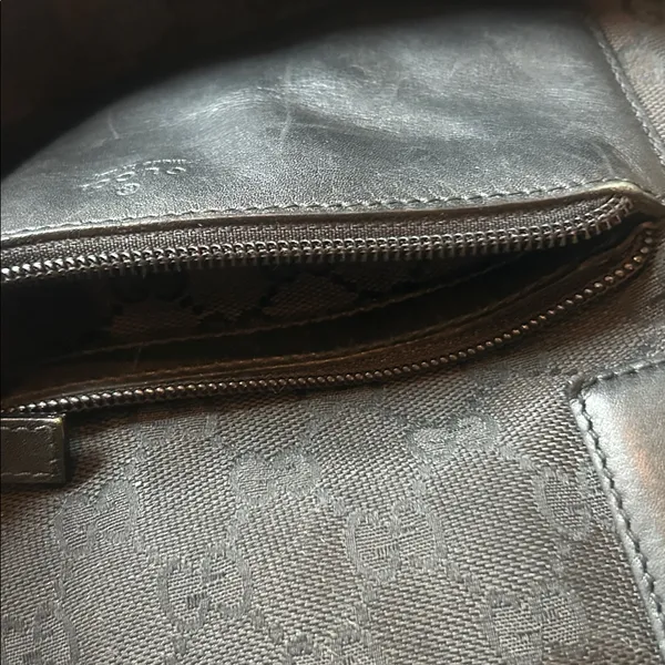 Gucci GG Canvas Shoulder Bag - Image 7