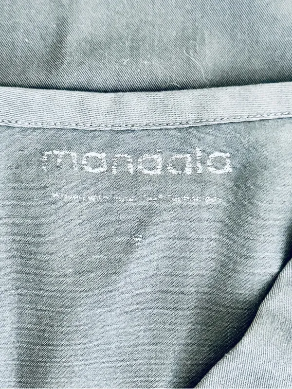 Mandala Scrubs Equa-Tek Gray Scrub Top V Neck Stretch Pocket Short Sleeve Uniform - Image 5