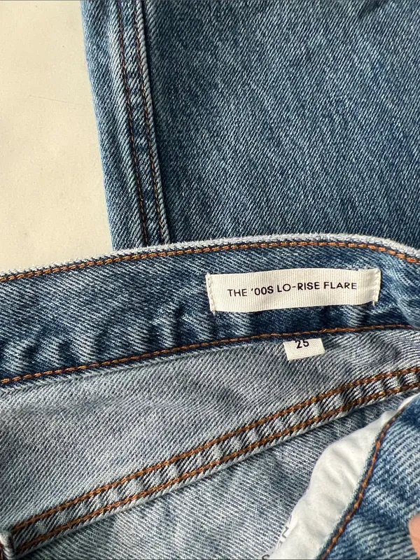 Denim Forum The '00s Lo-Rise Flare Jeans Medium Wash 5 Year Kiss n Tell 25 $138 - Image 7