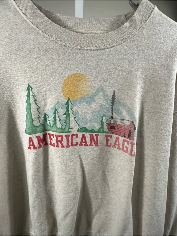 B88. American Eagle Outfitters Oatmeal Mountain. Cabin Oversized Crewneck - Image 2