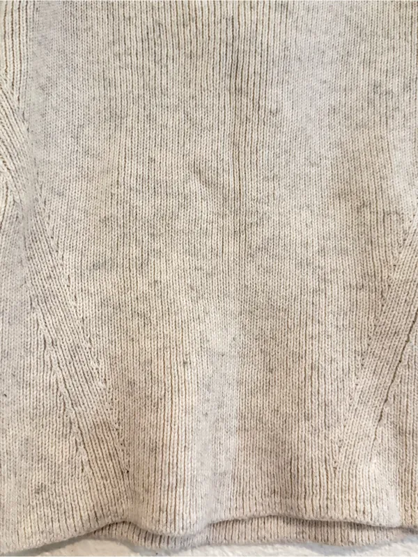 Old navy sweater tank top - Image 2