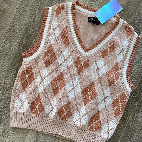 Urban Outfitters Y2k 2000s preppy Argyle academia sweater vest brown tan neutral medium new nwt - Image 2